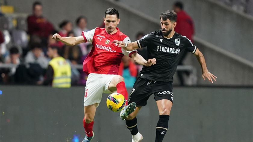 Braga derruba Guimarães e está na "final four"