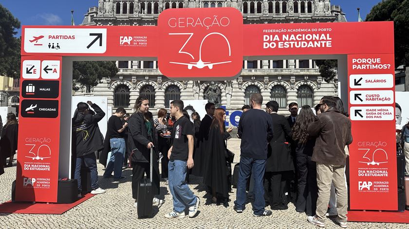Estudantes do Porto em protesto. Foto: Eduarda Pastor