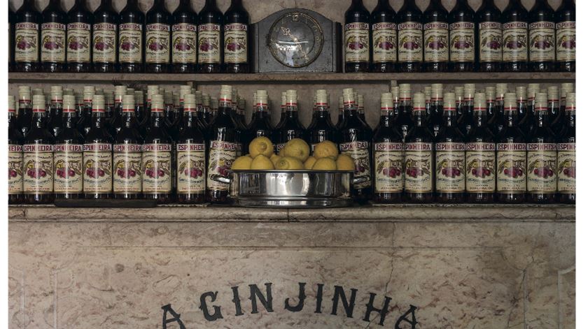 A Ginjinha Espinheira, no Largo de S. Domingos, foi o primeiro estabelecimento em Lisboa (1840) a comercializar a bebida que lhe dá o nome 
