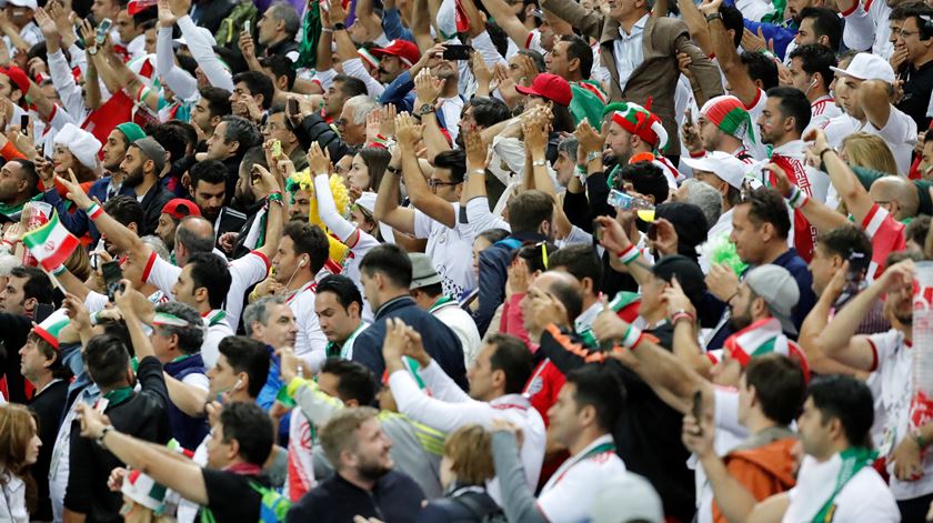 Adeptos iranianos no apoio à seleção de Carlos Queiroz, na Rússia. Foto: Toru Hanai/Reuters