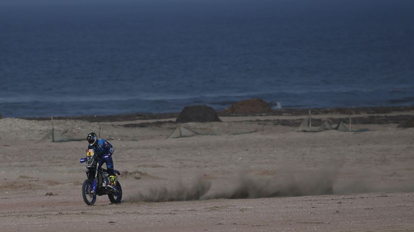 Van Beveren assume liderança nas motos. Foto: EPA