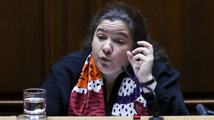 Ministra Alexandra Leitão, ouvida no Parlamento. Foto: João Sena Goulão/Lusa