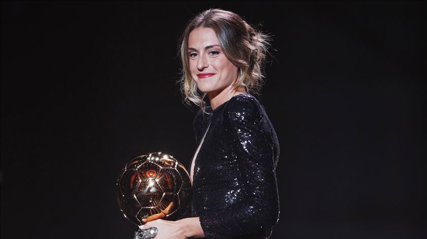A espanhola Alexia Putellas é a atual detentora da Bola de Ouro. Foto: Yoan Valat/EPA