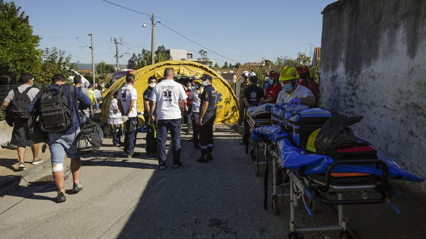 Hospital de campanha montado após acidente com Alfa Pendular em Soure. Foto: Paulo Cunha/Lusa