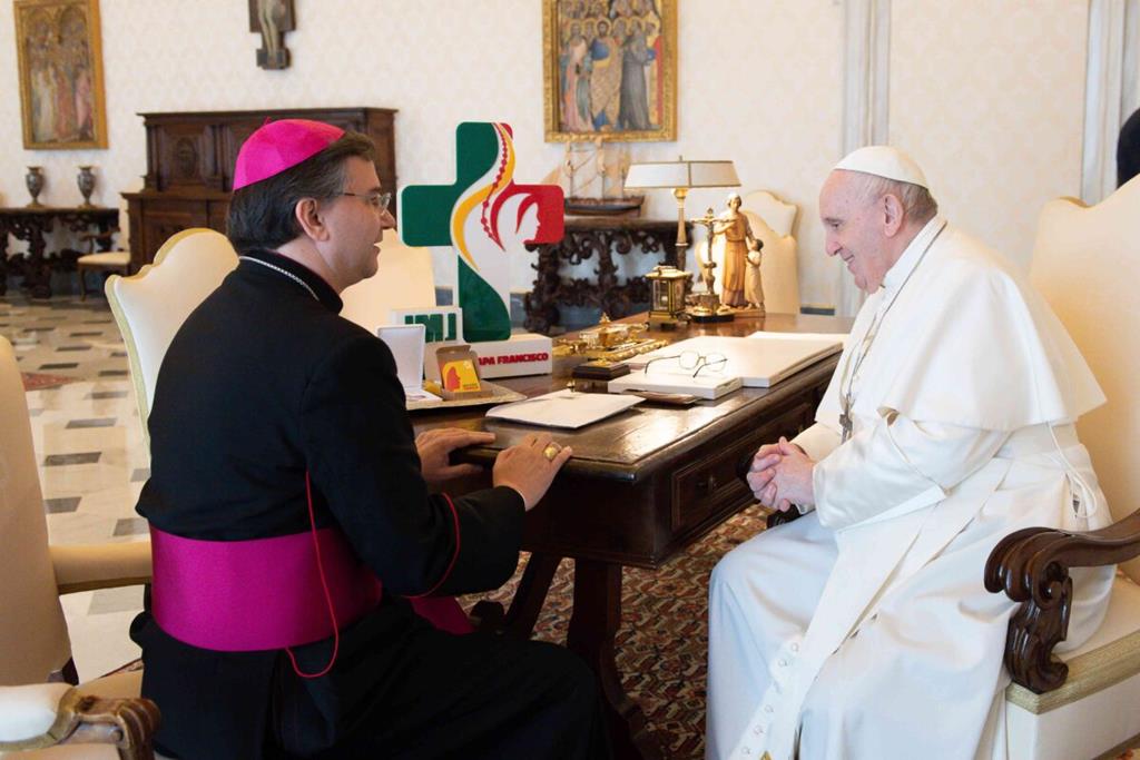 D. Américo Aguiar recebido pelo Papa Francisco. Foto: DR (arquivo)