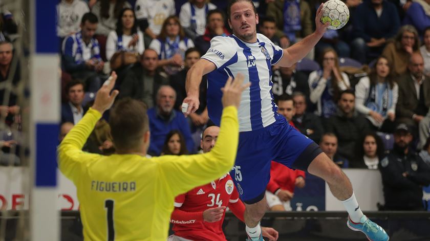 FC Porto tem pela frente o finalista vencido das duas últimas edições da Taça EHF. Foto: Lusa