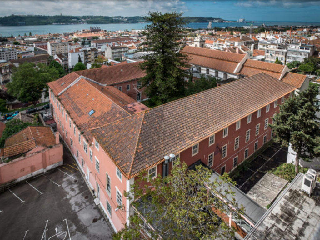 Antigo hospital militar de Belém transformado em centro Covid. Foto: DR