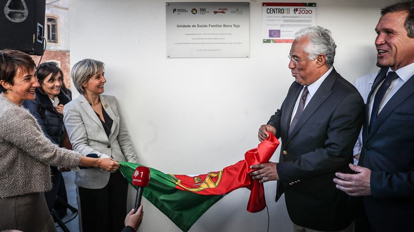 Primeiro-ministro e ministra da Saúde inauguram centro de saúde em Abrantes. Foto: Mário Cruz/Lusa