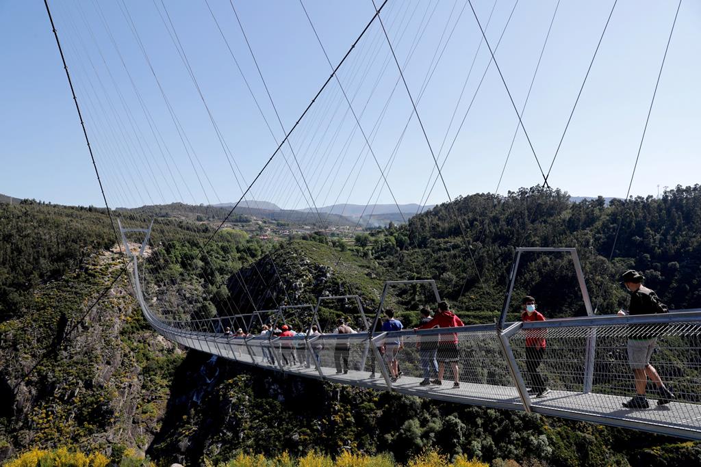 A ponte liga Canelas a Alvarenga. Foto: Estela Silva/ EPA