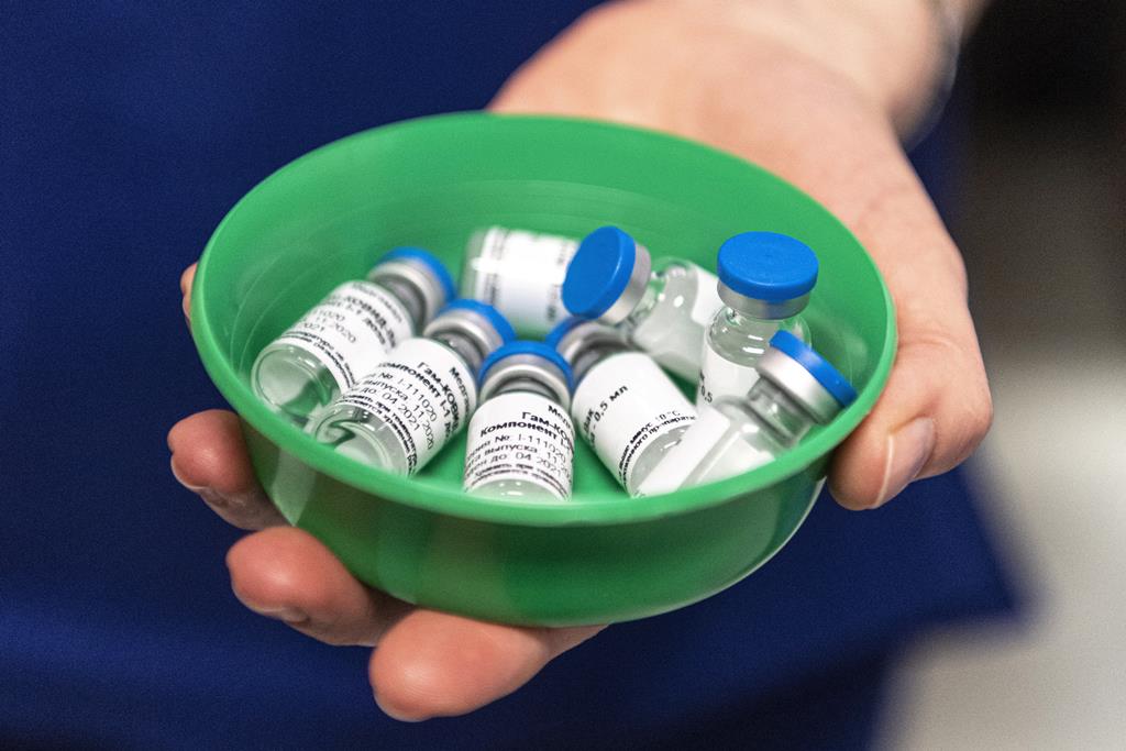 Baviera encomendou vacinas russas. Foto: Zsolt Szigetvary/EPA