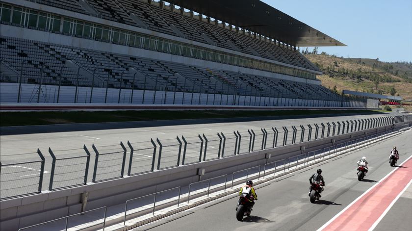 Portimão recebeu treinos de MotoGP e, agora, vai receber uma corrida. Foto: Filipe Farinha/Lusa