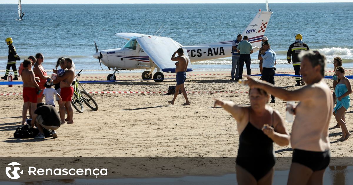 Piloto acusado de dois homicídios em aterragem de emergência na Caparica conhece hoje sentença