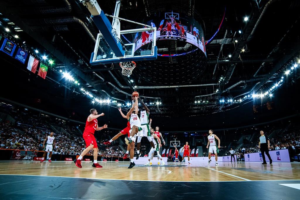 Basquetebol Fim do sonho olímpico de Portugal