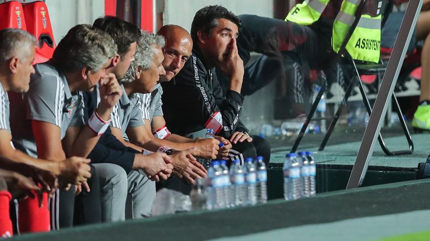 Bruno Lage procura novas soluções para o Benfica. Foto: Miguel A. Lopes/Lusa
