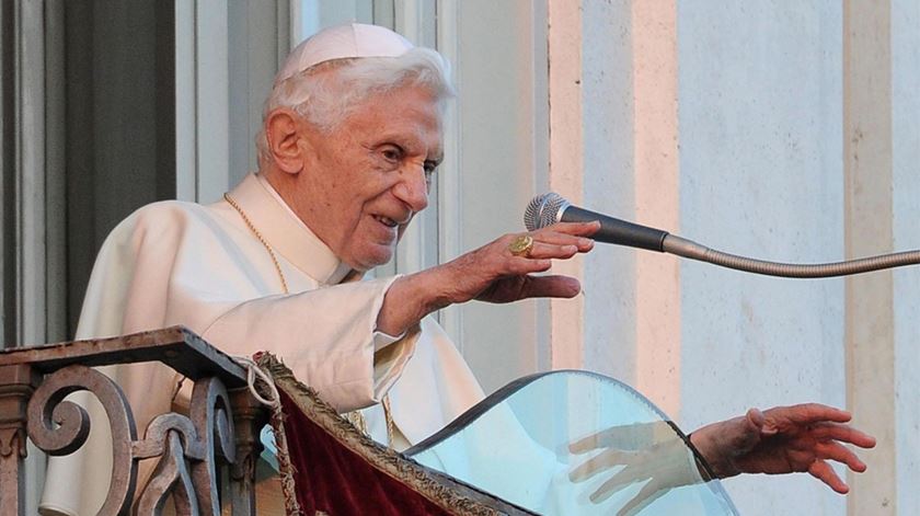 Papa Bento XVI pediu para ter o nome retirado de um livro, mas a editora não aceita. Foto: DR