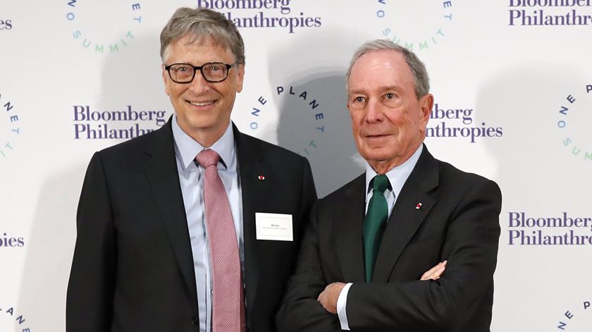 Bill Gates com Michael Bloomberg, enviado especial da ONU para as alterações climáticas. Foto: Ian Langsdon/EPA