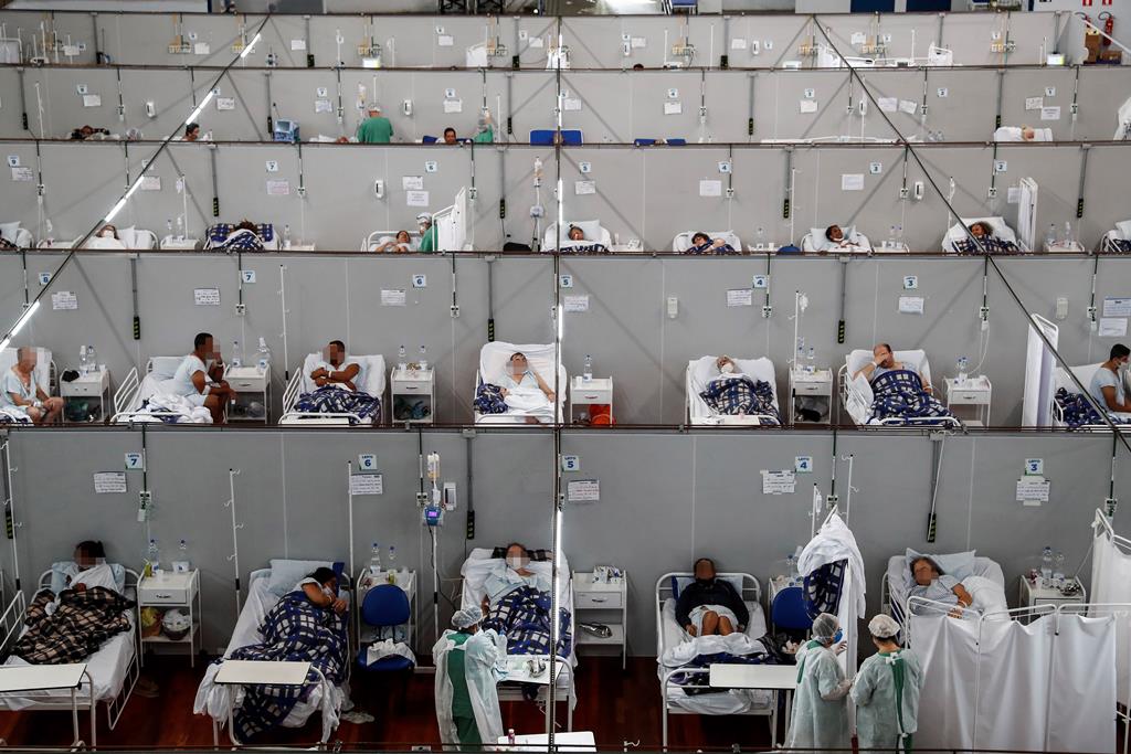 Hospital de campanha em S. Paulo, Brasil. Foto: Sebatião Moreira/ EPA