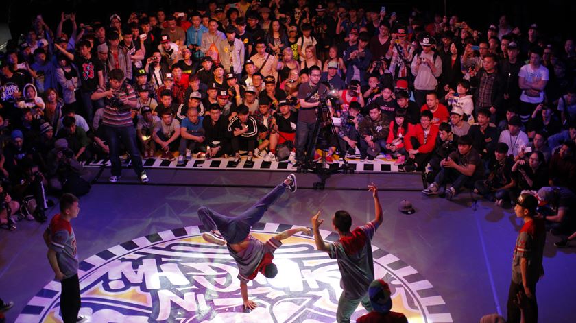 Os Jogos Olímpicos poderão ter duelos de breakdance a partir de 2024. Foto: Carlos Barria/Reuters