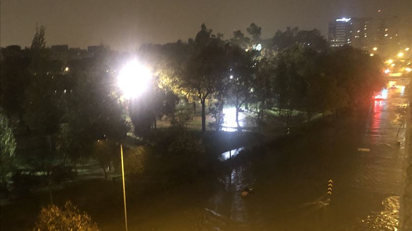 Mau tempo em Lisboa provoca inundações Foto: Twitter