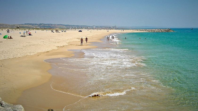 Praia de São João, Caparica. Foto: Flickr