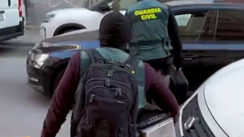 Jihadista de 18 anos detido em Barcelona, Espanha durante Operação Numidas. Foto: Guardia Civil espanhola