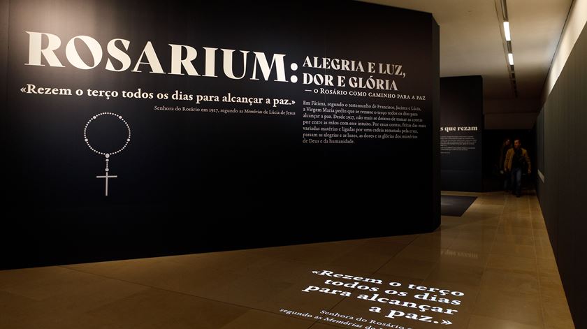 "Exposição Rosarium: Alegria e Luz, Dor e Glória". Foto: Teresa Paula Costa/RR
