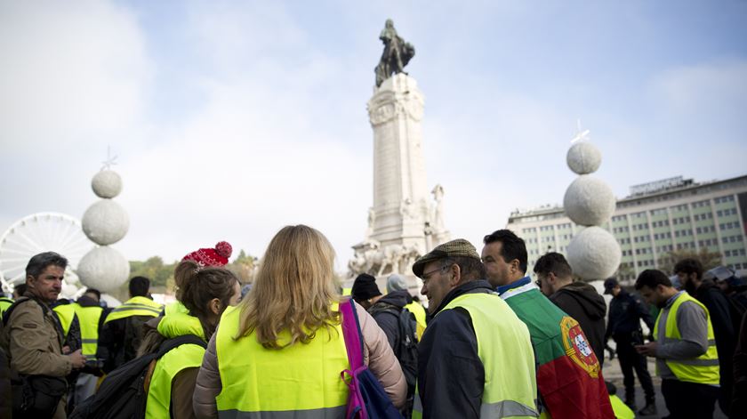 Membros do movimento dos coletes amarelos em Lisboa. Foto: inês Rocha/RR