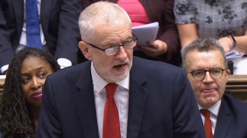 Corbyn critica Johnson na Câmara dos Comuns. Foto: Video Parlamento britânico/EPA