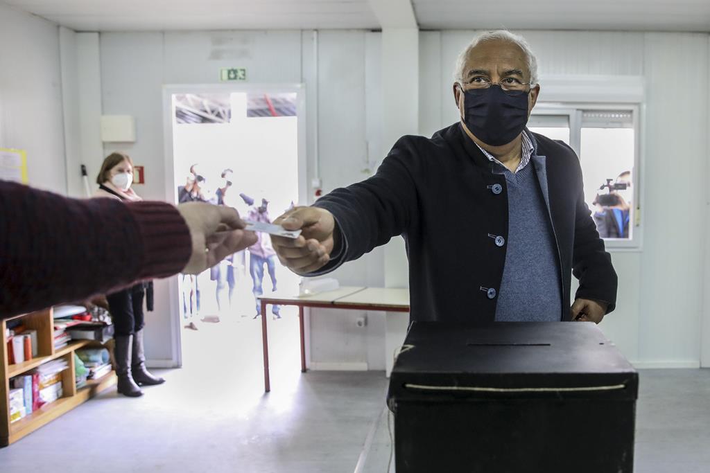 António Costa vota em Lisboa. Foto: Andrè Kosters/ Lusa