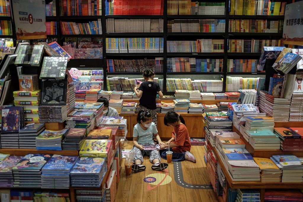 Livrarias tradicionais continuam fechadas. Foto: Wu Jong/EPA