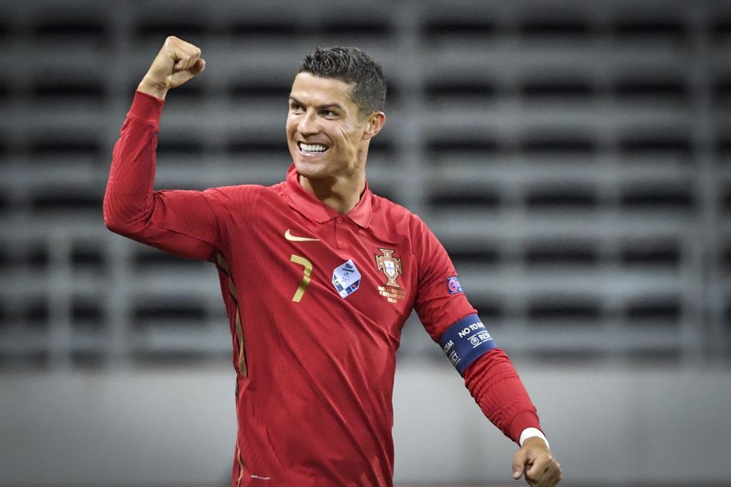 The Best. Cristiano Ronaldo nomeado para melhor jogador do mundo da FIFA -  Renascença
