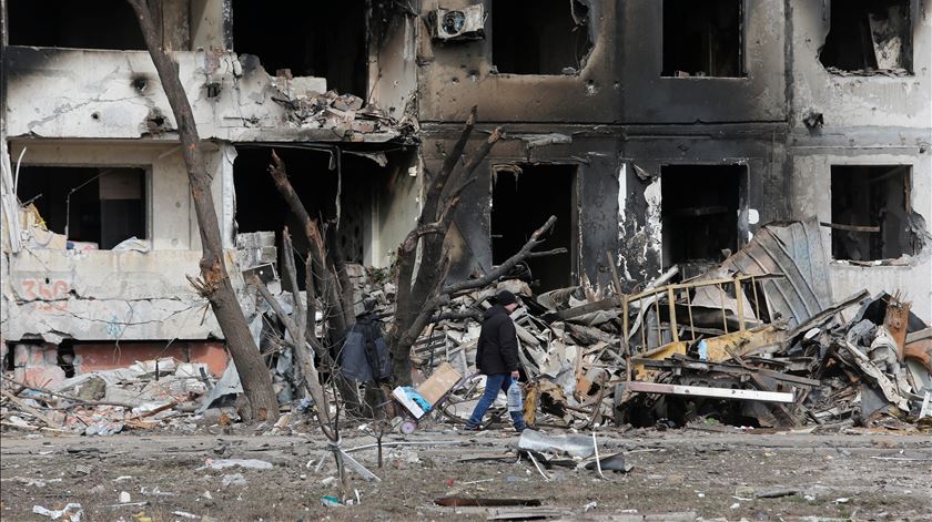 Destruição em Mariupol, Ucrânia Foto: Alexander Ermochenko/Reuters