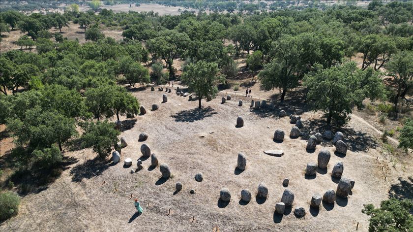 Cromeleque dos Almendres reabre com novas regras de visita