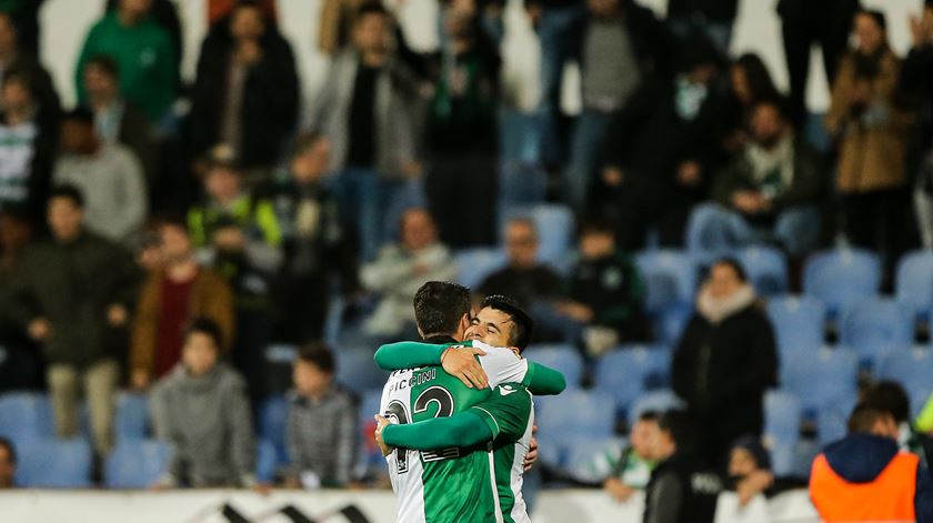 Acuña marcou o primeiro golo do encontro. Foto: Miguel A. Lopes/Lusa
