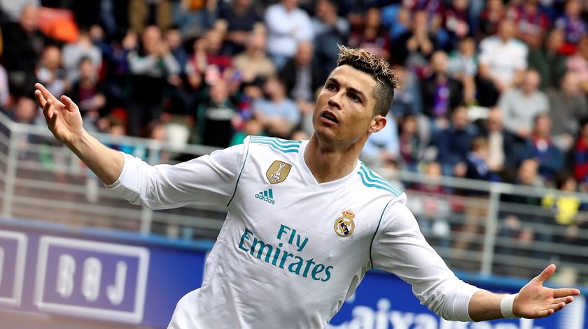 Ronaldo marcou mais de 400 golos pelo Real Madrid. Foto: Javier Etxezarreta/EPA