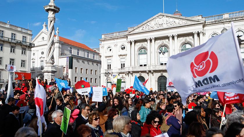Em março de 2018, centenas marcharam em Lisboa pela igualdade das mulheres. Foto: António Pedro Santos/Lusa