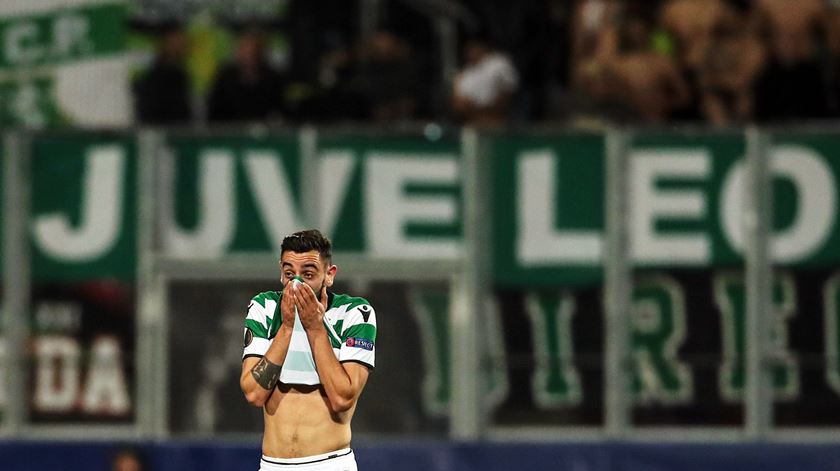 Bruno Fernandes vai voltar ao Sporting. Foto: Martin Divisek/EPA