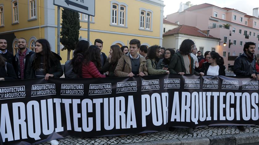 Arquitetos manifestaram-se esta semana, em Lisboa. Foto: Manuel de Almeida/Lusa