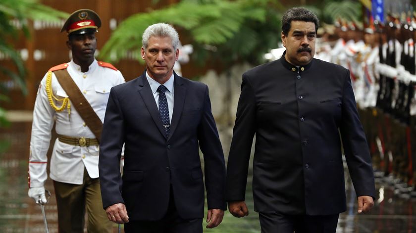 Miguel Díaz-Canel e Nicolas Maduro. Foto: Alejandro Ernesto/EPA
