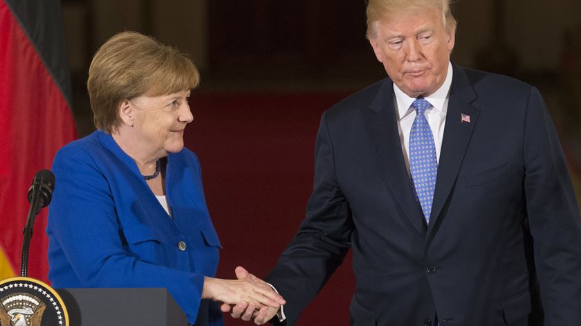Angela Merkel e Donald Trump. Foto: Michael Reynolds/EPA