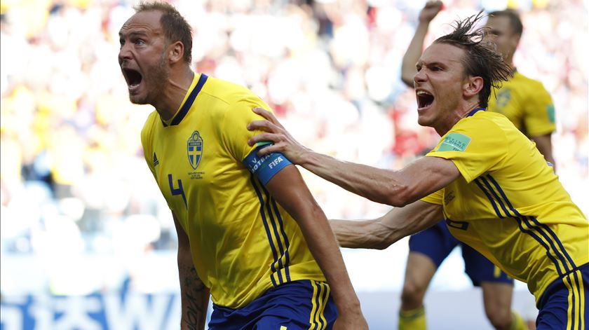 Granqvist é o capitão da seleção da Suécia. Foto: Franck Robichon/EPA