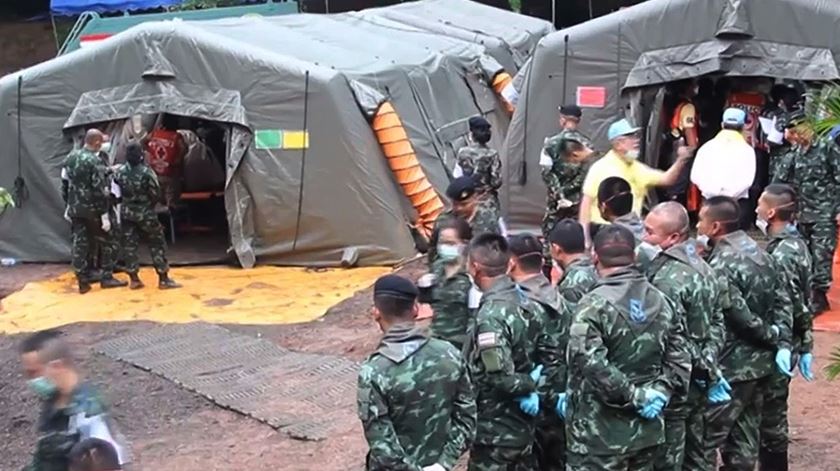 Segunda fase da operação de resgate já começou.Foto: Chiang Rai PR Office/EPA
