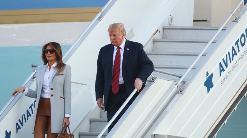 Trump e Melania chegaram a Helsínquia. Foto: Mauri Ratilainen/EPA