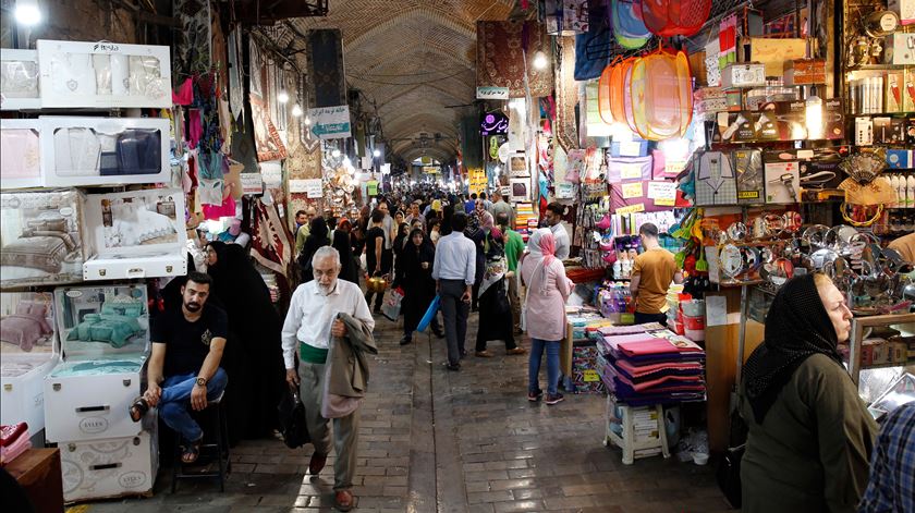 Bazar de Teerão. Foto: EPA