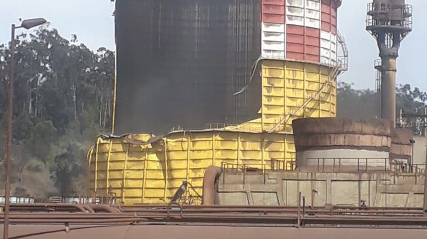 Explosão em fábrica no Brasil. Foto: EPA