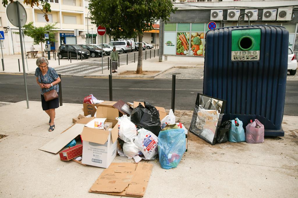 Em comparação com a década 90 do século XX, a produção de lixo aumentou 50% em Portugal.Foto: Tiago Petinga/Lusa