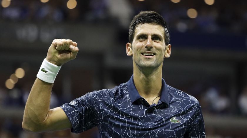 Djokovic procura sexto título nas ATP Finals. Foto: Jason Szenes/EPA