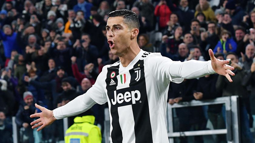 Ronaldo leva 19 golos apontados em 26 jogos na Serie A. No total, apontou 21 golos em 35 jogos disputados com a Juventus. Foto: Alessandro Di Marco/EPA