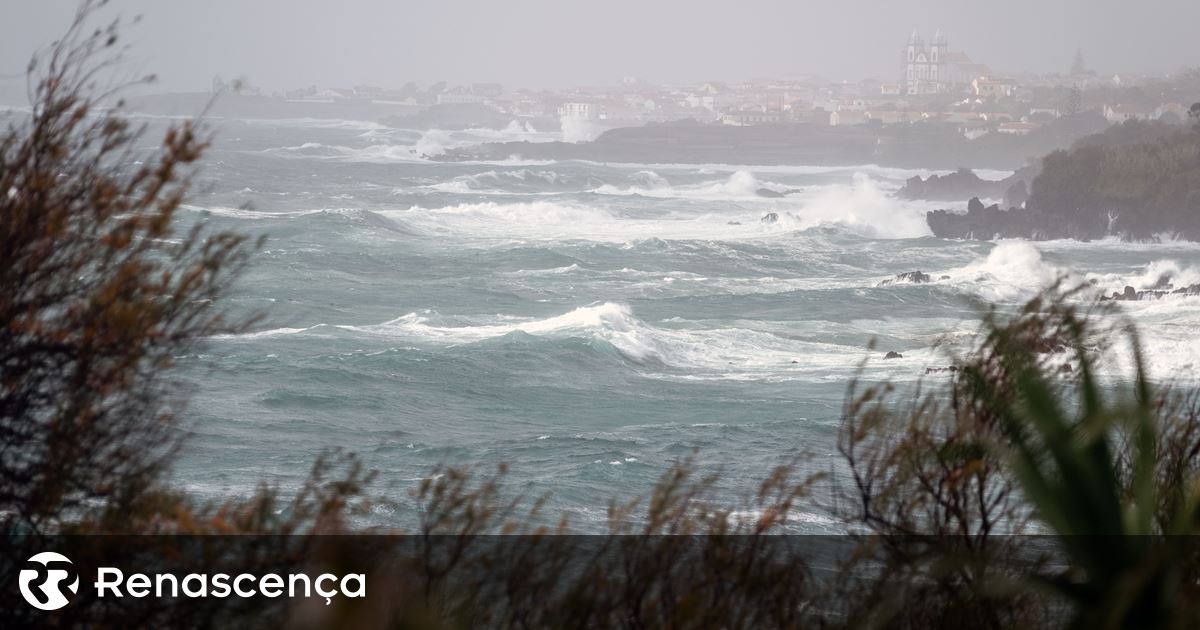 Furacão Isaac vai passar domingo a 600 quilómetros das ilhas ocidentais dos Açores