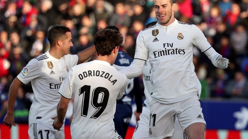 Bale marca pelo Real Madrid. Foto: Javier Cebollada/EPA